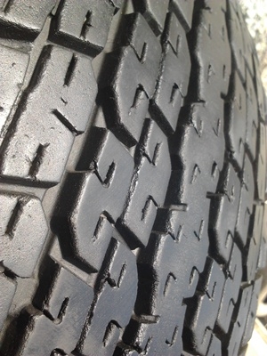 ขายยาง245/70/16 ปี 2208 BRIDERTONE DUELER H/T 1 ชุด ราคา : 3,000.00 บาท