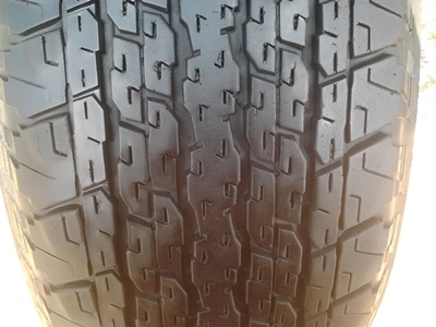 ขายยาง245/70/16 ปี 2208 BRIDERTONE DUELER H/T 1 ชุด ราคา : 3,000.00 บาท