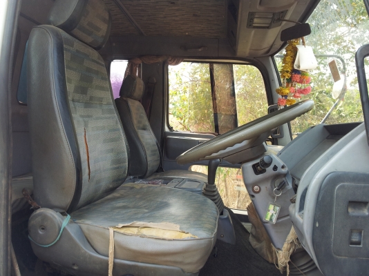 ขายรถ 6 ล้อ HINO