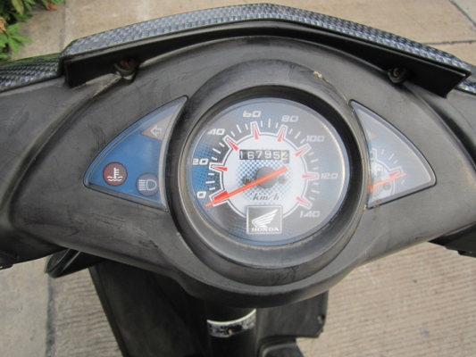 ด่วนๆเดียวไม่ทัน ขาย click play ปี51 ล้อแม็กถูกๆ9500ราคาต่รองได้ชุดโอนครบ