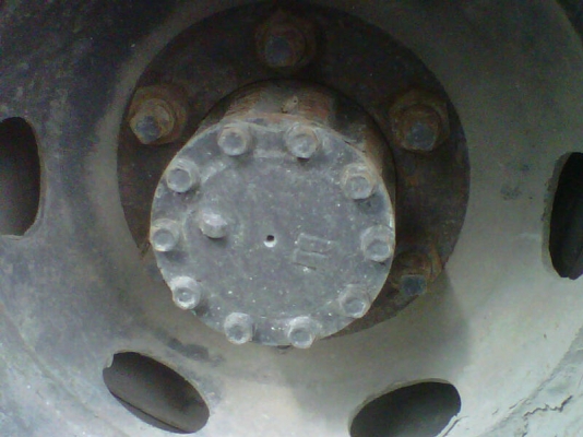 ขายเหมา6ลัอISUZUติดเครน3ตัน+MITSUBISHI รถประกอบเล่มทะเบียนพร้อมใช้ ราคาต่อรองได้ ติดต่อได้ที่คุณ อ๊อฟ พิจิตร 086-737-9991