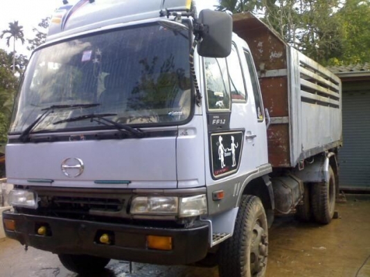 รถฮีโน่ 6 ล้อดั๊ม FF3H   195 แรงม้า  สนใจติดต่อ 081 - 6079515