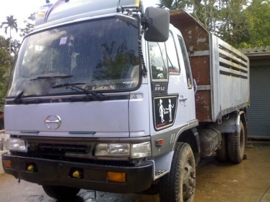 รถฮีโน่ 6 ล้อดั๊ม FF3H   195 แรงม้า  สนใจติดต่อ 081 - 6079515