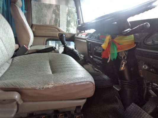 ขายรถอีซูซุเดก้า6ล้อเทเลอร์ เครื่อง195แรงม้ายาง8.25 สภาพสวยๆๆๆๆๆ90\%พร้อมใช้งานคับ