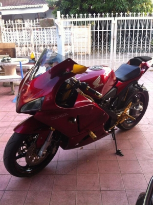 ขาย vfr 400 ทะเบียนแท้ ขาย vfr 400 ทะเบียนแท้