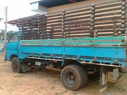 รถบรรทุก 6 ล้อ ยี่ห้อ ISUZU 110 แรงม้า//ติดต่อคุณปรีชาโดยตรง 086-879-5551 รถบรรทุก 6 ล้อ ยี่ห้อ ISUZU 110 แรงม้า//ติดต่อคุณปรีชาโดยตรง 086-879-5551