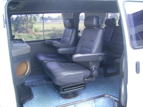 ขายรถตู้ ดีๆ ถูกๆ พร้อมใช้งานครับ