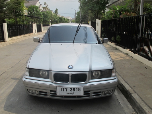 ต้องการขาย bmw นกแก้ว 318i สภาพสวยพร้อมใช้งาน