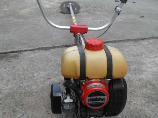 ขายเครื่องตัดหญ้าshindaiwa