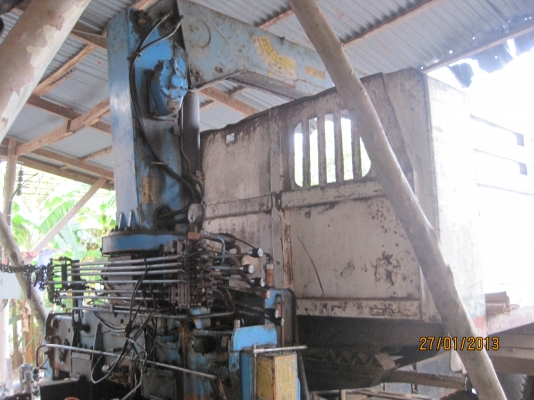 ขายเครน4.5ตัน TADANO 4ปอก3ชัก ท้องแบน พร้อมใช้งาน