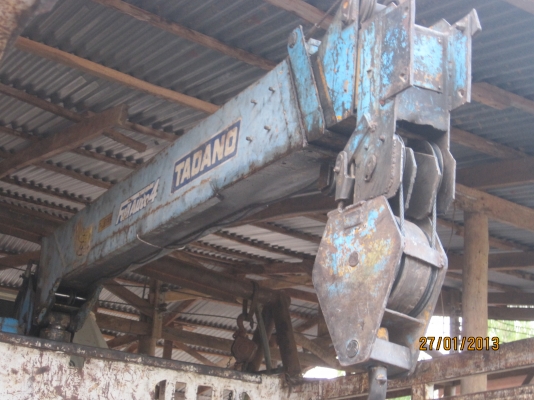 ขายเครน4.5ตัน TADANO 4ปอก3ชัก ท้องแบน พร้อมใช้งาน