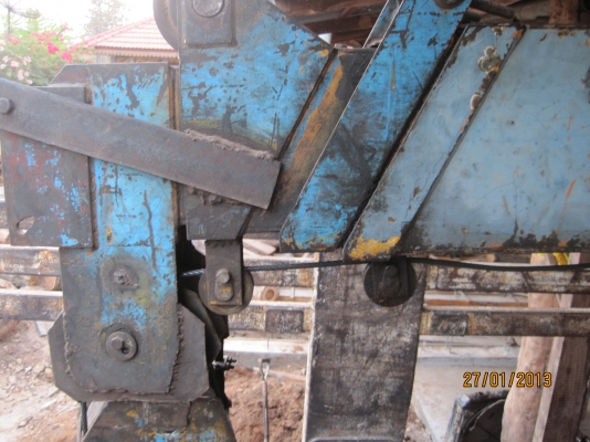 ขายเครน4.5ตัน TADANO 4ปอก3ชัก ท้องแบน พร้อมใช้งาน