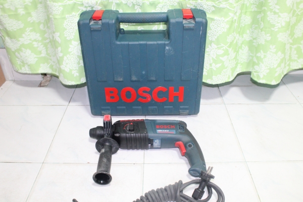 สว่านระบบโรตารี่BOSCHรุ่นGBH2-22E สภาพเกิน90เปอร์เซนต์ครับ