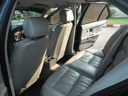 ขาย BMW 318i โฉมนกแก้ว รถสวย สภาพดี สมบูรณ์ ไมค์น้อยแค่ 106100 กม.แท้