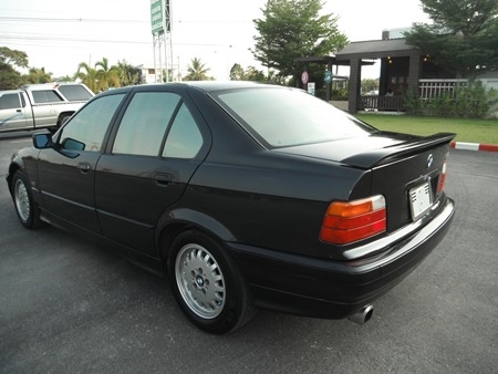 ขาย BMW 318i โฉมนกแก้ว รถสวย สภาพดี สมบูรณ์ ไมค์น้อยแค่ 106100 กม.แท้