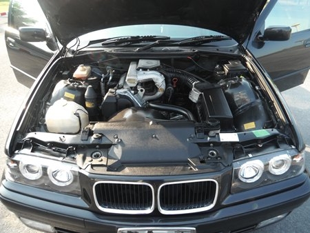 ขาย BMW 318i โฉมนกแก้ว รถสวย สภาพดี สมบูรณ์ ไมค์น้อยแค่ 106100 กม.แท้