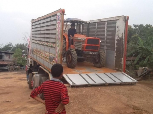 คูโบต้า L4202 4 WD 2 เพลา พร้อมผาน 6 LCS ถูกๆครับ