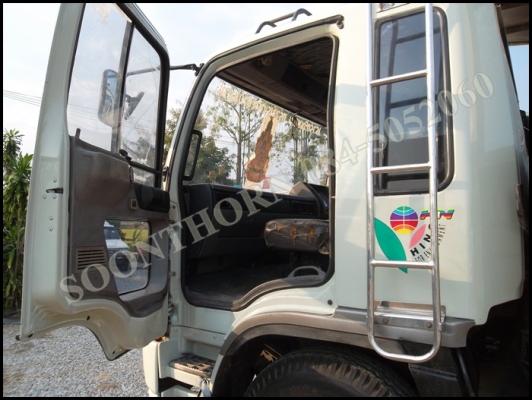 ขายด่วน รถบรรทุก 6 ล้อ HINO FF3H 195 แรง (รถห้างแท้) กระบะ 5.5M สภาพเดิมๆสวย พร้อมใช้งาน ราคาสุดคุ้ม