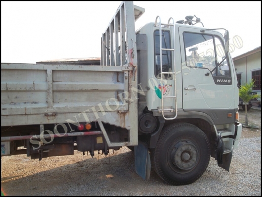 ขายด่วน รถบรรทุก 6 ล้อ HINO FF3H 195 แรง (รถห้างแท้) กระบะ 5.5M สภาพเดิมๆสวย พร้อมใช้งาน ราคาสุดคุ้ม