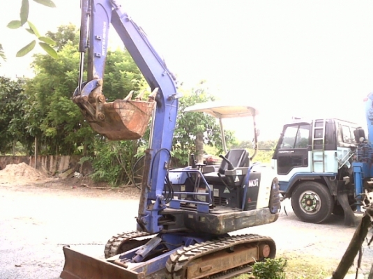 แมคโคเล็กให้เช่า รับจ้าง สระบุรี นครนายก ติดต่อ0867002365