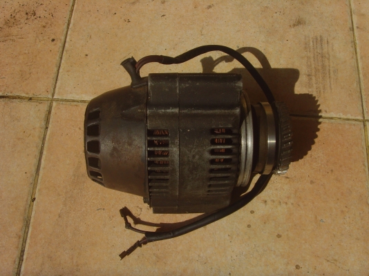 ขายอะไหล่R7 โซ๊คหลังK7ไดชาร์ทอูฐ750