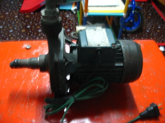 ขายปั๊มน้ำหอยโข่ง  สภาพ 90\%พร้อมใช้งาน(ของเเท้)