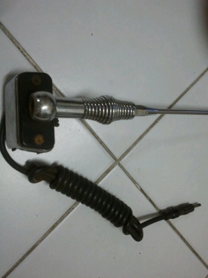 ขออนุญาติขาย เสาวิทยุรถยนต์โบราณ ขออนุญาติขาย เสาวิทยุรถยนต์โบราณ