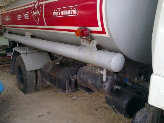 Hino FC 120 HP WO4D พร้อมแทงก์บรรทุกน้ำมัน ความจุ 7,500 ลิตร Hino FC 120 HP WO4D พร้อมแทงก์บรรทุกน้ำมัน ความจุ 7,500 ลิตร