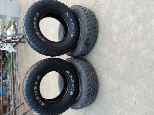 ขายยางMAXXIS  BUCKSHOT 265/75/16  ปี09 2เส้นและแถม BIGHORNสภาพพอใช้ได้อีก 2เส้น