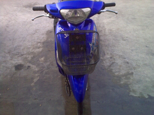 ขาย MIO พร้อมทะเบียน 12500 บาท  พร้อมเสื้อ + ฝาเดิม  ราคาต่อลองได้