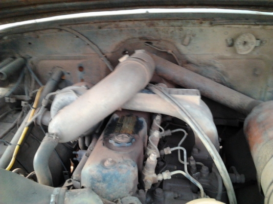 ISUZU TX เครื่อง 185 HP TURBO HO6C รถหัวยาวสิบล้อดั๊มพ์ 2 เพลา กระบะดั๊มพ์คอกสูงเกษตร 12 ตันสภาพสวยพื้นกับฝาข้างไม่มีผุกร่อน เครื่องแน่นแรงดีไม่มีเยิ้มลงเล่มครบถูกต้อง หัวเก๋งประตูเหล็กไม่มีผุภายในสวยครบ พวงมาลัยเพาเวอร์ ช่วงล่างชุดเฟืองท้ายของ ISUZU จัมโ