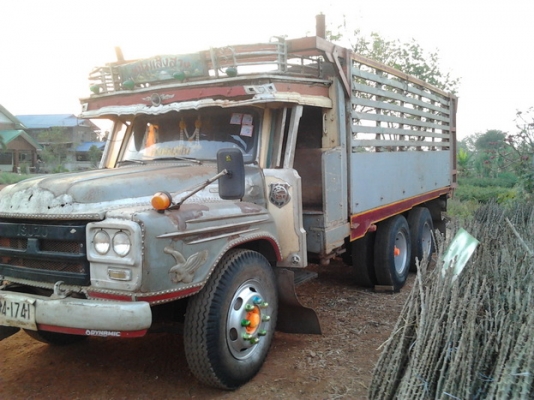 ISUZU TX เครื่อง 185 HP TURBO HO6C รถหัวยาวสิบล้อดั๊มพ์ 2 เพลา กระบะดั๊มพ์คอกสูงเกษตร 12 ตันสภาพสวยพื้นกับฝาข้างไม่มีผุกร่อน เครื่องแน่นแรงดีไม่มีเยิ้มลงเล่มครบถูกต้อง หัวเก๋งประตูเหล็กไม่มีผุภายในสวยครบ พวงมาลัยเพาเวอร์ ช่วงล่างชุดเฟืองท้ายของ ISUZU จัมโ