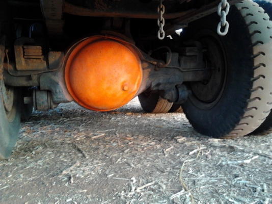 ISUZU TX เครื่อง 185 HP TURBO HO6C รถหัวยาวสิบล้อดั๊มพ์ 2 เพลา กระบะดั๊มพ์คอกสูงเกษตร 12 ตันสภาพสวยพื้นกับฝาข้างไม่มีผุกร่อน เครื่องแน่นแรงดีไม่มีเยิ้มลงเล่มครบถูกต้อง หัวเก๋งประตูเหล็กไม่มีผุภายในสวยครบ พวงมาลัยเพาเวอร์ ช่วงล่างชุดเฟืองท้ายของ ISUZU จัมโ