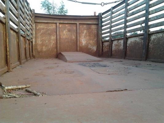 ISUZU TX เครื่อง 185 HP TURBO HO6C รถหัวยาวสิบล้อดั๊มพ์ 2 เพลา กระบะดั๊มพ์คอกสูงเกษตร 12 ตันสภาพสวยพื้นกับฝาข้างไม่มีผุกร่อน เครื่องแน่นแรงดีไม่มีเยิ้มลงเล่มครบถูกต้อง หัวเก๋งประตูเหล็กไม่มีผุภายในสวยครบ พวงมาลัยเพาเวอร์ ช่วงล่างชุดเฟืองท้ายของ ISUZU จัมโ