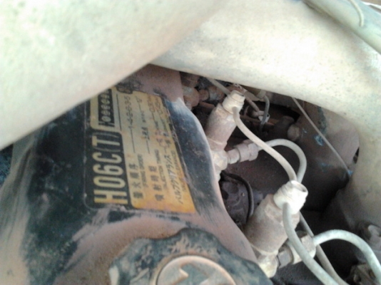 ISUZU TX เครื่อง 185 HP TURBO HO6C รถหัวยาวสิบล้อดั๊มพ์ 2 เพลา กระบะดั๊มพ์คอกสูงเกษตร 12 ตันสภาพสวยพื้นกับฝาข้างไม่มีผุกร่อน เครื่องแน่นแรงดีไม่มีเยิ้มลงเล่มครบถูกต้อง หัวเก๋งประตูเหล็กไม่มีผุภายในสวยครบ พวงมาลัยเพาเวอร์ ช่วงล่างชุดเฟืองท้ายของ ISUZU จัมโ