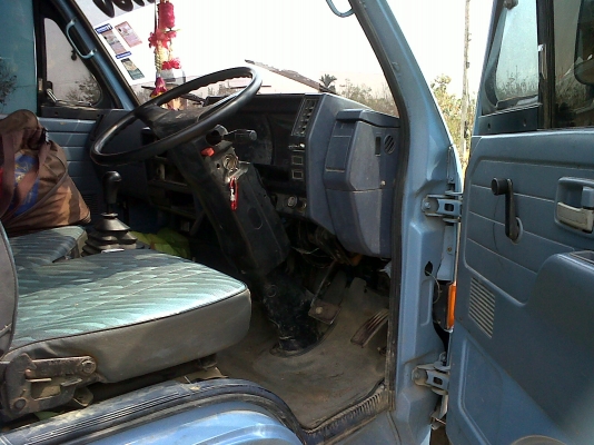 ขายรถดั้มเครื่อง100HP 4BC2 ช่วงล่างเดิม ยางพอใช้ เครื่องแรงดี วิ่งทางไกลสบายคับ ขายรถดั้มเครื่อง100HP 4BC2 ช่วงล่างเดิม ยางพอใช้ เครื่องแรงดี วิ่งทางไกลสบายคับ