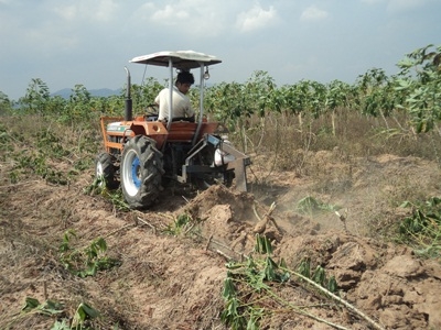 L20แรงสามสูบยางดีระบบหางดีมากครับเครื่องดีมากมีพวงมาลัยเพลาเวอร์