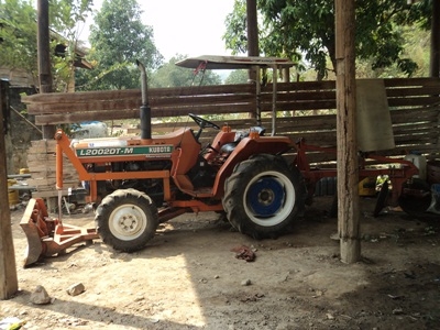 L20แรงสามสูบยางดีระบบหางดีมากครับเครื่องดีมากมีพวงมาลัยเพลาเวอร์