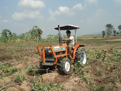 L20แรงสามสูบยางดีระบบหางดีมากครับเครื่องดีมากมีพวงมาลัยเพลาเวอร์