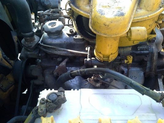 ขายรถตักkomatsu สภาพพร้อมใช้งาน 130,000