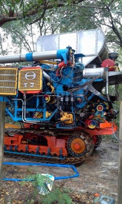 ขาย รถเกี่ยวข้าวไทยเจริญการช่าง