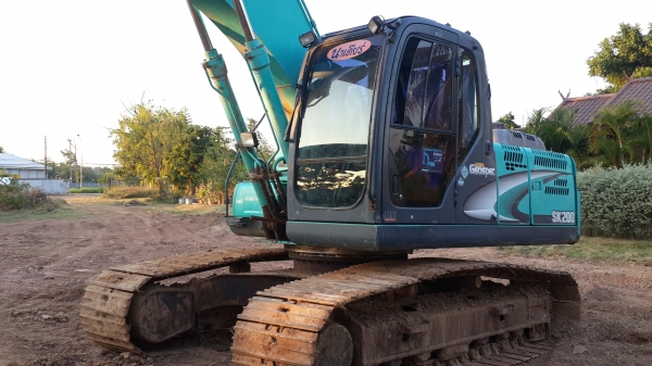 ขายด่วนแบ็คโฮKOBECO SK200-8สภาพเดิมๆราคาเบาๆโทร0843923995