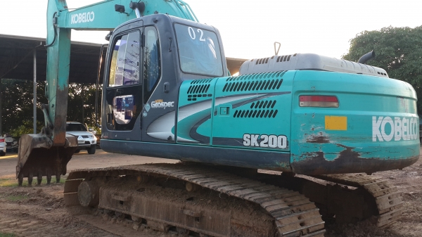 ขายด่วนแบ็คโฮKOBECO SK200-8สภาพเดิมๆราคาเบาๆโทร0843923995