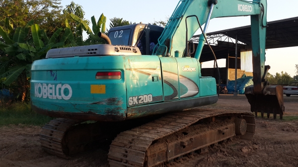 ขายด่วนแบ็คโฮKOBECO SK200-8สภาพเดิมๆราคาเบาๆโทร0843923995