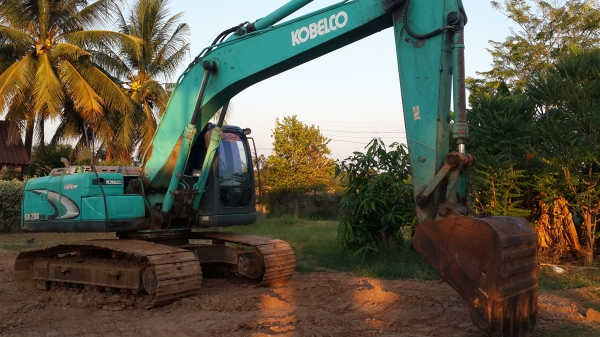 ขายด่วนแบ็คโฮKOBECO SK200-8สภาพเดิมๆราคาเบาๆโทร0843923995