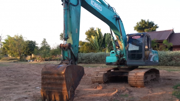 ขายด่วนแบ็คโฮKOBECO SK200-8สภาพเดิมๆราคาเบาๆโทร0843923995