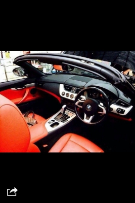 ขายรถเก๋ง BMW Z4 ปี 2012 2 ประตูเปิดประทุน วิ่งไมล์ 7000 กิโลเมตร ราคา 1400000 ขายรถเก๋ง BMW Z4 ปี 2012 2 ประตูเปิดประทุน วิ่งไมล์ 7000 กิโลเมตร ราคา 1400000