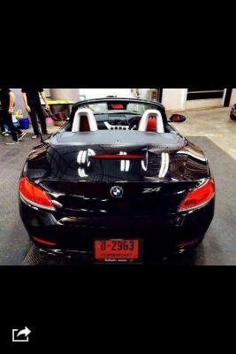ขายรถเก๋ง BMW Z4 ปี 2012 2 ประตูเปิดประทุน วิ่งไมล์ 7000 กิโลเมตร ราคา 1400000 ขายรถเก๋ง BMW Z4 ปี 2012 2 ประตูเปิดประทุน วิ่งไมล์ 7000 กิโลเมตร ราคา 1400000