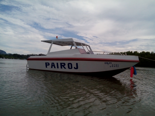 ขายเรือเร็วไฟเบอร์ขนาด23ฟุตเครื่อง200แรงเมคิวรี่ทะเบียนพร้อมโอนพร้อมเทนเลอร์