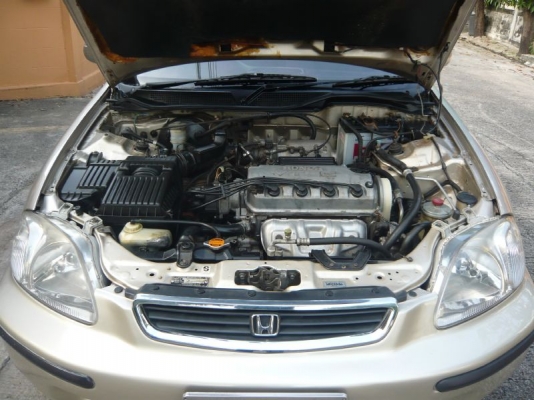 HONDA CIVIC 1.6 VTi-E รถสวยพร้อมใช้
